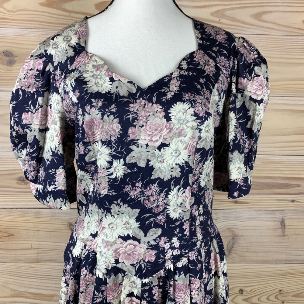 Laura Ashley Floral Maxi Dress Women 10 Floral Cottage‎ Puff Sleeve Vintage UK - Picture 2 of 9